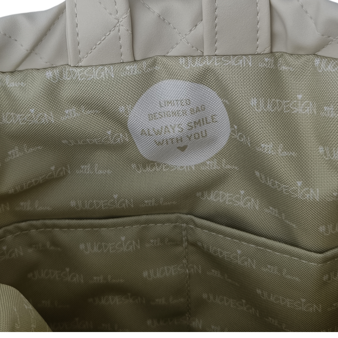 Golden Quilted Dream - Kézműves Egyedi Designer Női Táska